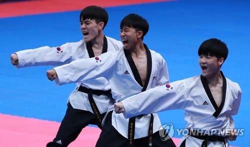 태권도 두 차례 금빛 발차기… 한국, 종합 2위 향해 무난한 출발