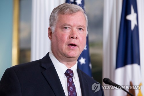 외교부 "비건 美대북정책대표 임명 환영"… 한미협의 추진
