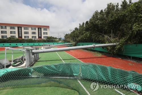 태풍 할퀴고 간 제주 피해 복구 총력… 피해 조사 후 인사 발표