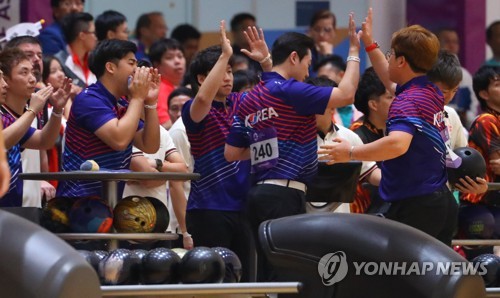 [아시안게임] 한국, 볼링 남자 6인조도 금메달…남녀부 석권