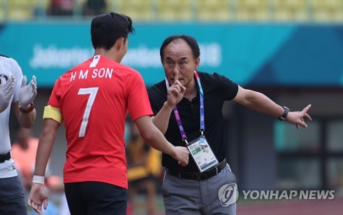 [아시안게임] 한국인 감독 4강 더비… 학범슨 vs 쌀딩크 '빛나는 지략 대결'