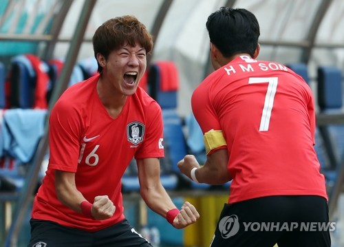 -아시안게임- 손흥민 거들자 황의조 3골… 김학범호, 우즈베크 꺾고 4강