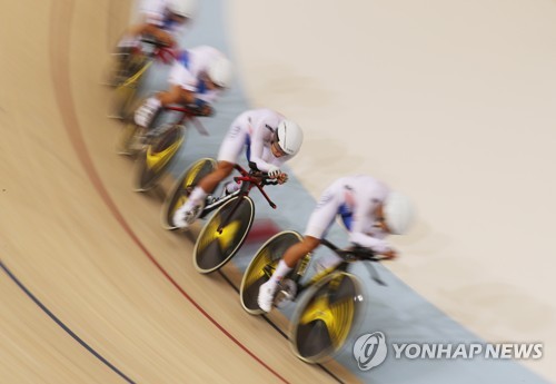 -아시안게임- 사이클 남자단체추발, 낙차 사고로 탈락