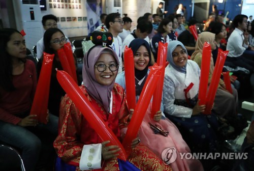 [아시안게임] 단체 응원하고·한국 음식도 먹고… 코리아 하우스 성황