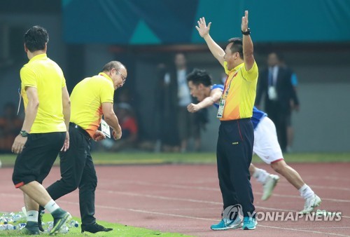 '박항서 매직' 베트남 축구대표팀, 이번에도 주머니 두둑해질 듯