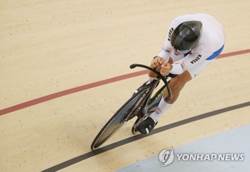 -아시안게임- 사이클 박상훈, 일본 꺾고 개인추발 금메달