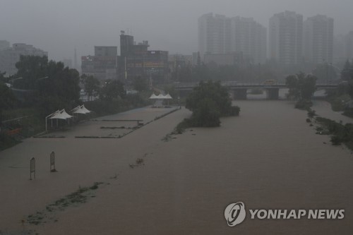 양주 시간당 90㎜ 물폭탄…경기북부 피해 늘어날 듯