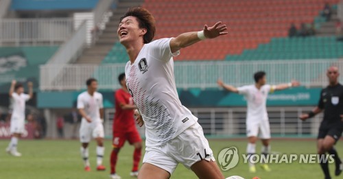 [아시안게임] 이승우·황의조 '골!골!'…한국, 베트남에 2-0 리드(전반종료)