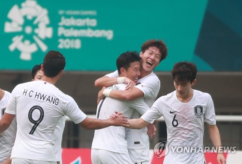 [아시안게임] 김학범호 승리 공식…'손흥민 돕고 황의조 넣고'