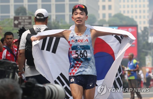 -아시안게임- '극적인 역전승' 주현명, 남자 50㎞ 경보 동메달… 4시간10분21초