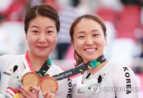 [아시안게임] 사이클 우먼파워… "남자와 훈련…오토바이와 경쟁"