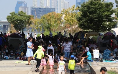 '말복' 최고 36도 무더위…경주·순천 등 호우특보