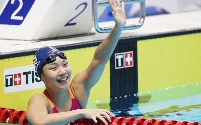 [아시안게임] 김서영, 혼영 200m서 금빛 역영… 한국수영 8년만의 金