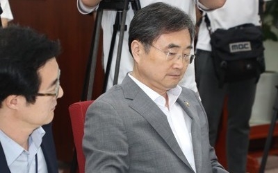 외교부 "北석탄수입, 업자 일탈 가능성"… 김성태 "국조 추진"