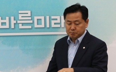 김관영의 거침없는 하이킥… '닥치고 특활비 폐지'