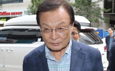 민주 새 지도부, 현충원 참배… 이승만·박정희 묘역도 찾아