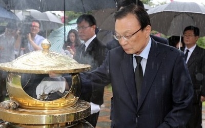 이해찬, 野지도부에 "법안·예산 잘 통과… 난제 풀어가자"