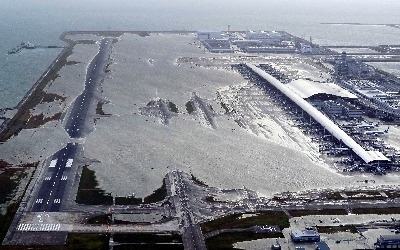 일본 태풍 피해, 간사이 공항 폐쇄…한국인 50여명 고립된 듯