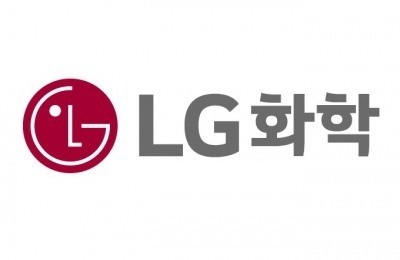 [종목+]업황 우려에도 기대감 높이는 LG화학…"전지사업 고려해 적극 매수"