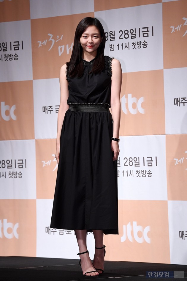 [포토] 이솜, '아름다운 블랙 드레스 입고'