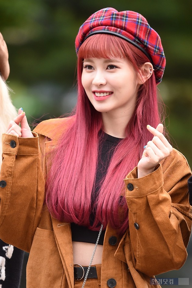 [포토] 유니티 예빈, '깜찍하게 브이~'