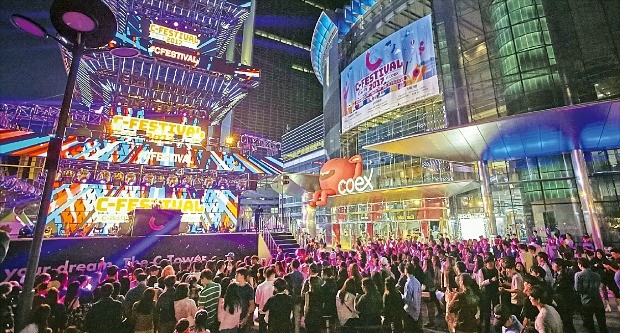 코엑스 야외광장에서 열리는 대표 문화예술 축제 ‘C-페스티벌’ 