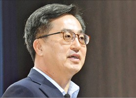 김동연 경제부총리 "경제지표와 체감경기 온도차 커"