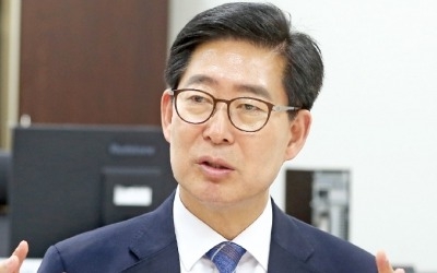 양승조 "KTX천안아산역에 R&D 집적지구… '기업하기 좋은 충남' 만들 것"