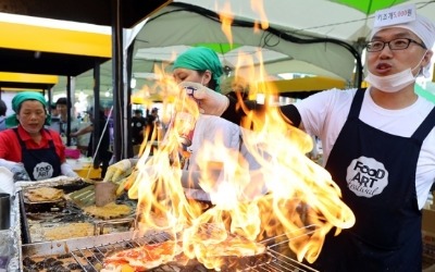 순천 푸드아트 페스티벌, 맛과 멋의 향연..화려한 불쇼