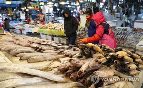 명태·오징어 등 8천400t 풀어 추석 물가 잡는다