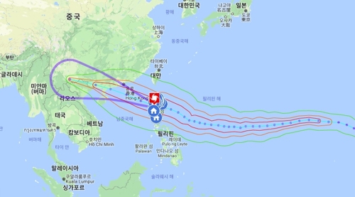 "종말 느꼈다" 태풍 망쿳에 필리핀 북부 초토화…최소 29명 사망