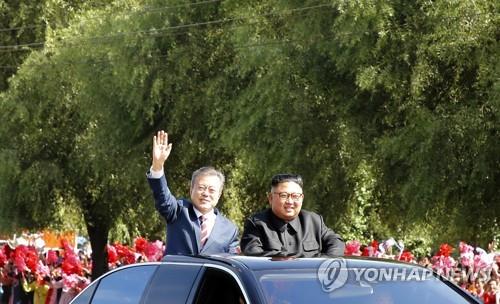 [평양정상회담] 남북 정상 카퍼레이드 차는 벤츠 최고급 모델