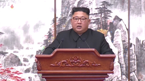 北중앙TV "김위원장,핵무기·핵위협없는 한반도 확약 강조" 보도