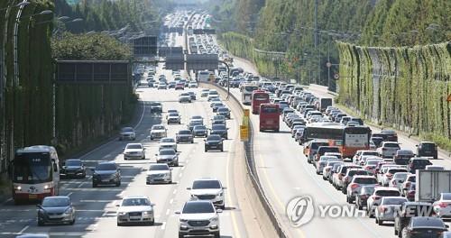 마지막 귀경길 본격 정체… 오후 1시 출발 부산→서울 5시간20분