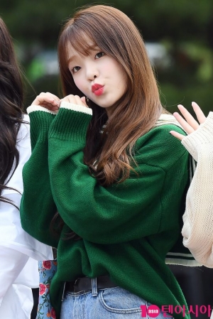 [TEN PHOTO] 오마이걸 승희 &#39;인간 비타민&#39;