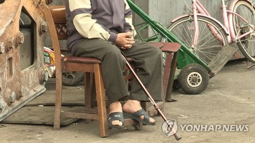 '고령사회' 진입… 65세이상 62%는 생활비 '직접 마련'