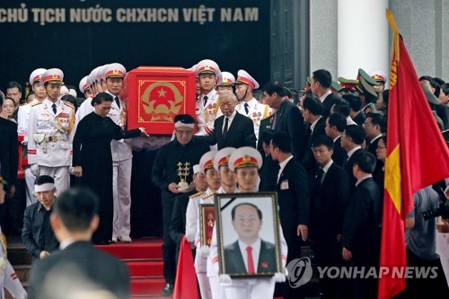 쩐 다이 꽝 베트남 국가주석 장례식 국장으로 엄수
