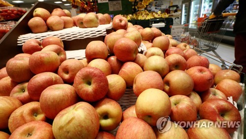 평년보다 73％ 비싼 무… 추석 앞두고 농축수산물 가격 '부담'