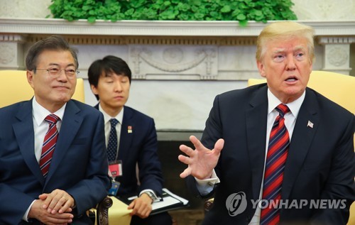 문대통령·트럼프, 정상회담 시작…'비핵화·종전선언' 조율