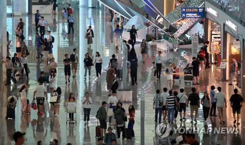 "인천국제공항 이용객 10명 중 3명은 저비용항공사 고객"