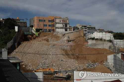 경찰, '상도동 사고' 수사 착수… 유치원·구청·시공사 조사