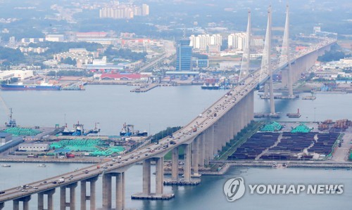 연휴 첫날 오전 서울~광주 4시간30분… 오후부터 정체 예상