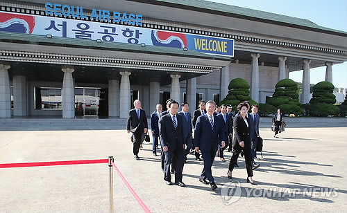 문대통령, 미국 뉴욕 향발… 북미 비핵화 협상 가교역 주목