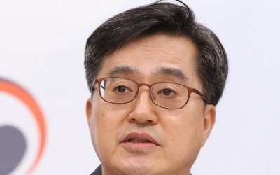 김동연 "지표·통계가 설명 못하는 국민 어려움 크다"