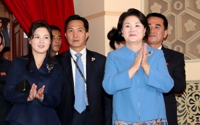 [평양정상회담] 리설주 "제가 없어지나요"… 문화계 동참에 '화기애애'