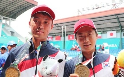 -아시안게임- 한국, 정구 남자 단체전서 일본 꺾고 금메달