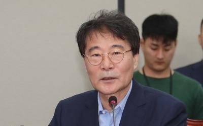 장하성 "경제 망했단 것 지나쳐… 거시적으로 적정한 성장"