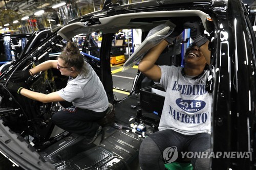 무역전쟁에도 美 제조업 성장세 14년 만에 최고