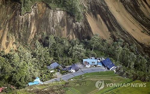 日홋카이도 강진 사망자 14명으로 늘어… 실종자 26명