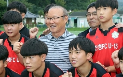 박항서 감독 고향 산청에 금의환향… "따뜻한 환영에 감사"